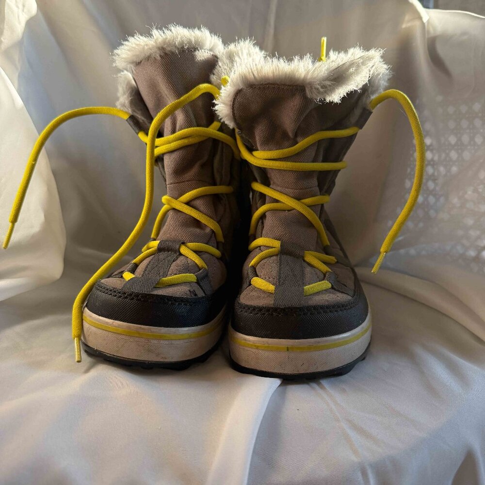 Sorel Glacy Explorer Shortie - Size 8.5